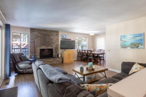 Lake Views in 3bdr Family Home w/ Hottub South Lake Tahoe